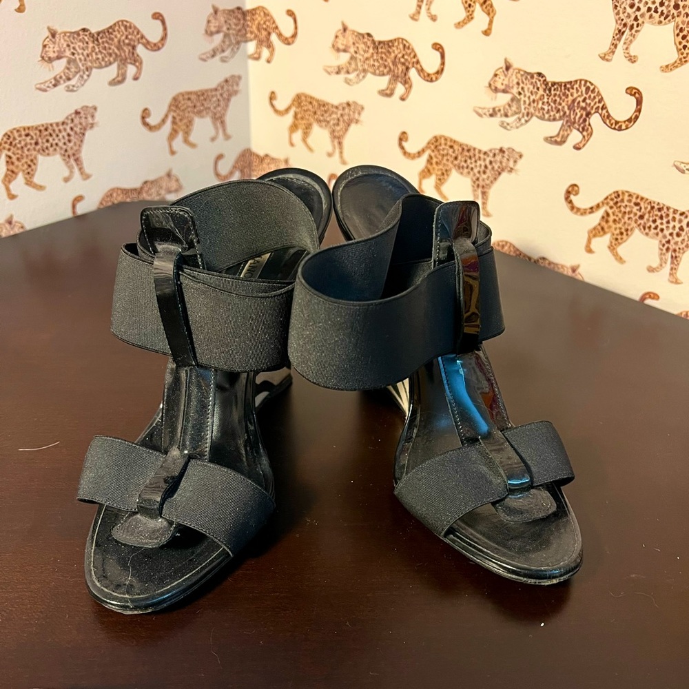 Manolo Blahnik Zebra Print Wedge. Size 7 - image 1